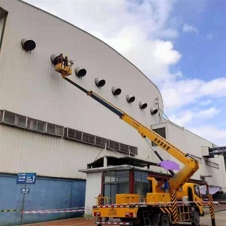 温州鹿城高空作业车出租服务：专业广告牌安装解决方案